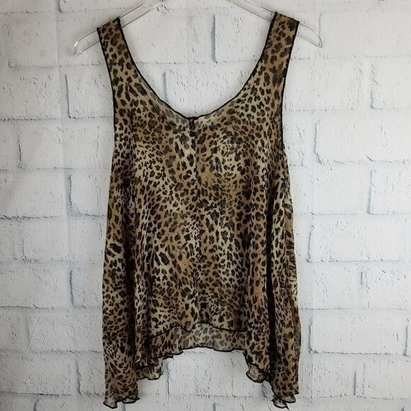 Lovely Day Animal Print Asymmetrical Tank Top. - Picture 4 of 5